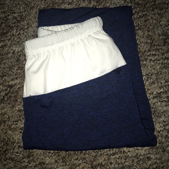 Brand new drawstring pants - Picture 4 of 5